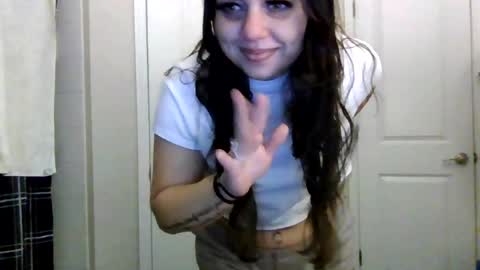 Snapshot of aprilanna chatting on February 24, 2025, 5:09 pm AnnaApril420 online show from February 24, 2025, 5:09 pm