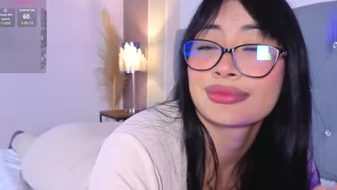 Snapshot of aprildeams chatting on February 4, 2026, 12:33 pm Cris online show from February 4, 2026, 12:33 pm