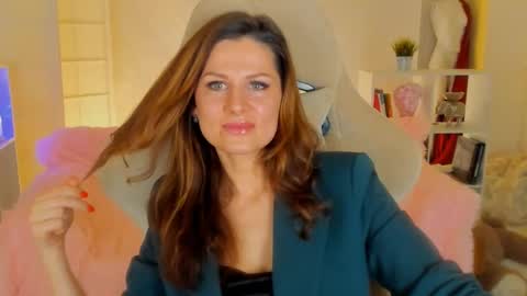 Snapshot of aprill_o_nill chatting on February 4, 2025, 1:48 pm aprill_o_nill online show from February 4, 2025, 1:48 pm