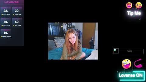 AprilLove85 online show from October 3, 2025, 10:51 pm
