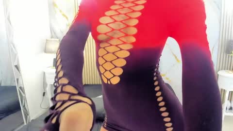 aprillross online show from April 10, 2026, 12:21 pm