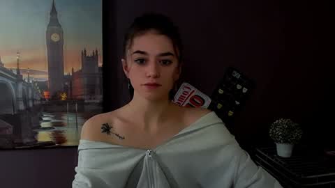 Aprill online show from January 20, 2025, 12:49 pm