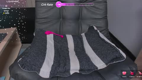 aprilricci online show from December 6, 2024, 11:36 pm