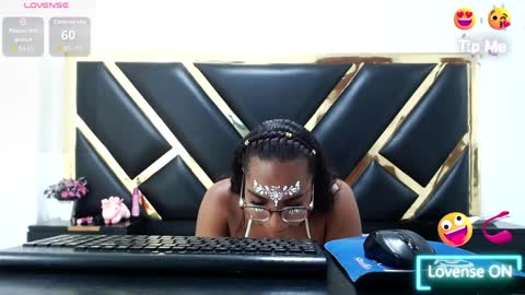 Snapshot of aprilycrystal chatting on April 8, 2026, 11:43 am april y crystal online show from April 8, 2026, 11:43 am