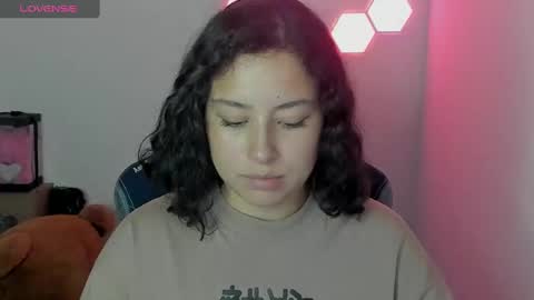 Snapshot of aqua_emilly chatting on December 11, 2024, 12:23 am aqua emilly online show from December 11, 2024, 12:23 am