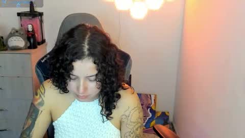 Snapshot of aqua_emilly chatting on October 3, 2025, 12:07 am aqua emilly online show from October 3, 2025, 12:07 am