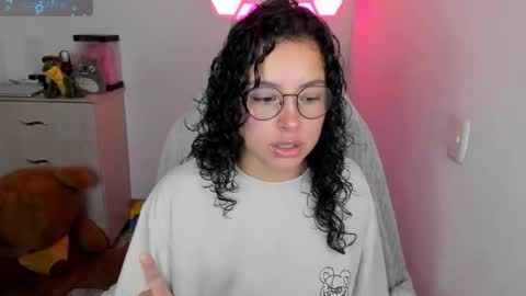 Snapshot of aqua_emilly chatting on January 6, 2026, 9:07 pm aqua emilly online show from January 6, 2026, 9:07 pm