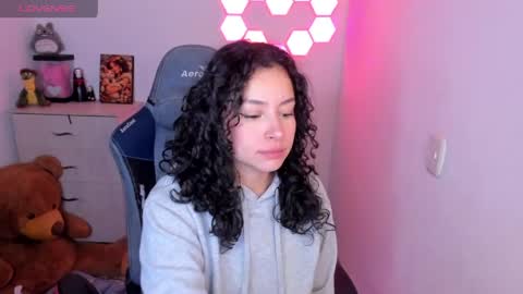 Snapshot of aqua_emilly chatting on April 20, 2026, 11:28 pm aqua emilly online show from April 20, 2026, 11:28 pm