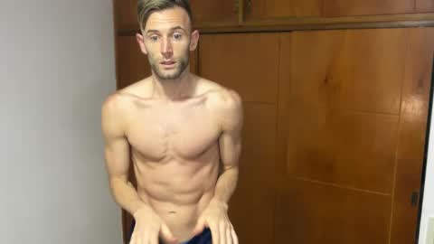 Snapshot of aquilesmade chatting on December 13, 2024, 4:05 pm Aquilesmade online show from December 13, 2024, 4:05 pm