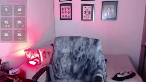 Arabella online show from October 31, 2025, 3:40 am