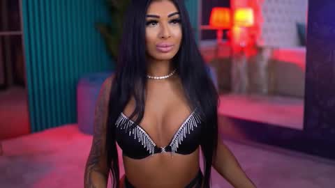 arabellaposh online show from October 20, 2025, 5:08 am