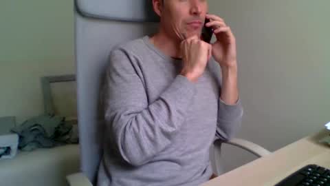 Snapshot of aragon9999 chatting on October 28, 2025, 9:57 am aragon9999 online show from October 28, 2025, 9:57 am