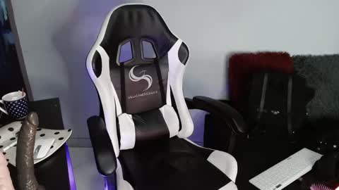 Ardat lili69 online show from January 10, 2025, 3:48 pm