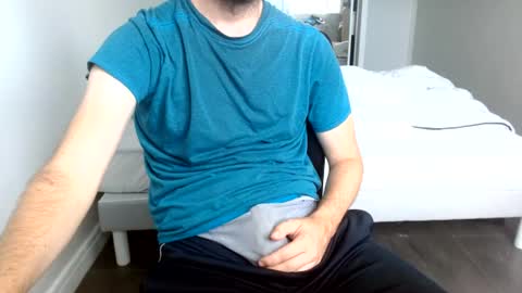 Snapshot of arekusan6 chatting on July 1, 2026, 8:05 am Arek online show from July 1, 2026, 8:05 am