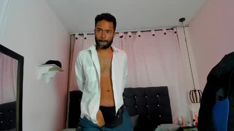 Alex Cortez online show from May 12, 2026, 5:21 pm