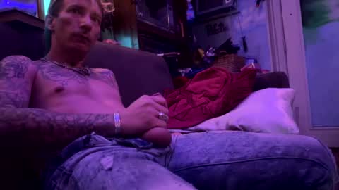 argabright online show from February 3, 2025, 12:47 pm