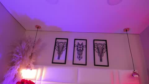 Snapshot of ari_lynn_ chatting on November 17, 2025, 3:01 am ari_lynn_ online show from November 17, 2025, 3:01 am