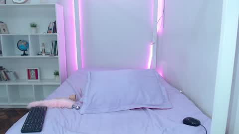 Snapshot of ari_rossee_ chatting on December 25, 2024, 5:05 am    online show from December 25, 2024, 5:05 am