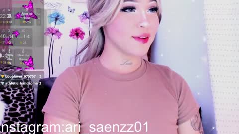 Snapshot of ari_saenz chatting on December 13, 2024, 5:05 am online show from December 13, 2024, 5:05 am
