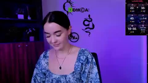 Snapshot of aria_glow chatting on July 25, 2026, 7:11 pm Aria online show from July 25, 2026, 7:11 pm