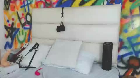 Snapshot of aria_martiin chatting on December 13, 2024, 5:32 pm aria online show from December 13, 2024, 5:32 pm