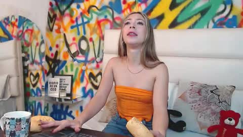 aria online show from November 16, 2025, 1:39 pm