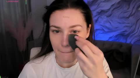 aria_mila online show from March 29, 2026, 3:06 am