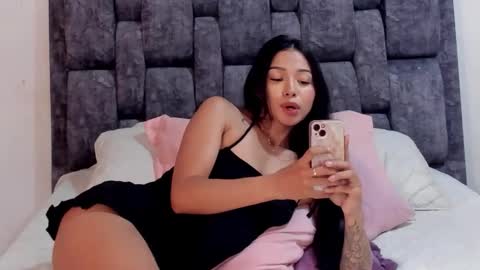 Snapshot of aria_rouge chatting on February 3, 2026, 8:47 pm aria online show from February 3, 2026, 8:47 pm