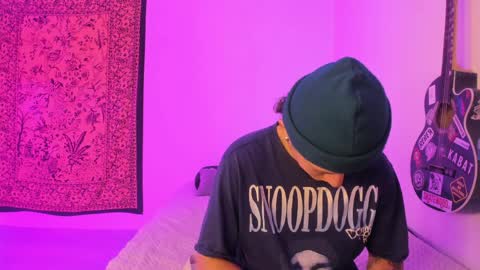 Aria and Orien online show from April 6, 2026, 2:07 pm