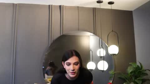 Snapshot of ariaa_isabell chatting on July 14, 2026, 6:46 pm Ariaa online show from July 14, 2026, 6:46 pm