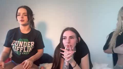 Snapshot of ariaellis2 chatting on March 2, 2026, 8:48 pm ariaellis2 online show from March 2, 2026, 8:48 pm