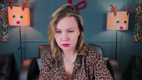 ariaeven online show from December 23, 2025, 10:02 am