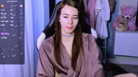 Ari online show from September 23, 2025, 4:48 am