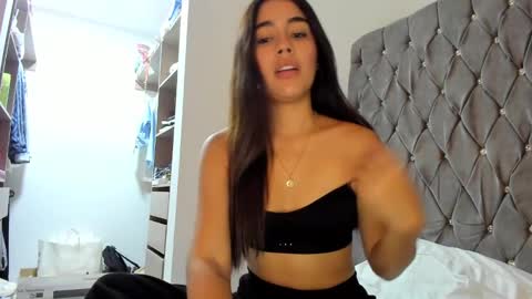 Aria Montgomery online show from December 21, 2024, 3:47 am