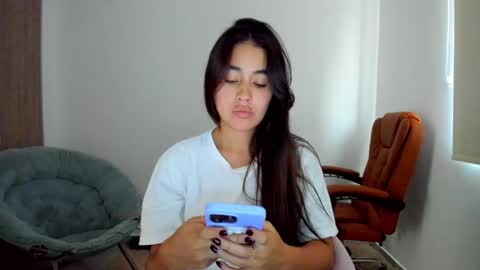 Aria Montgomery online show from February 17, 2025, 7:42 pm