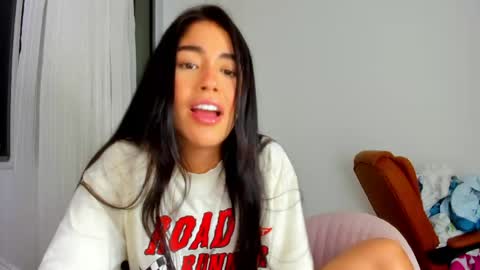 Aria Montgomery online show from April 18, 2026, 12:14 am