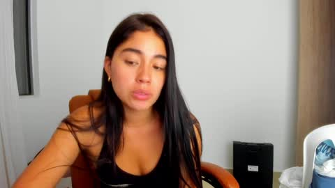 Aria Montgomery online show from April 23, 2026, 3:08 am