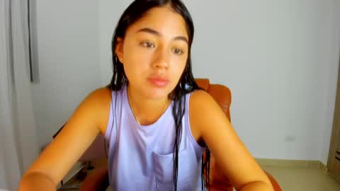Snapshot of ariamontgomeryyy chatting on May 4, 2026, 3:24 am Aria Montgomery online show from May 4, 2026, 3:24 am