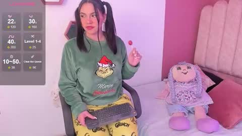 ariana__clauss online show from November 20, 2025, 7:24 pm