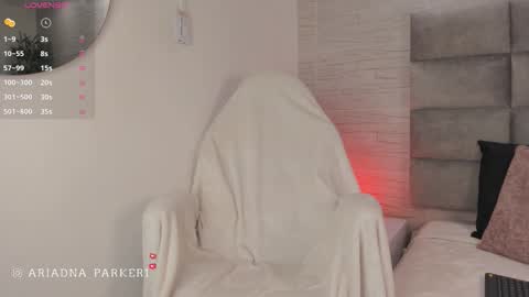 ariana__parker online show from March 16, 2026, 4:07 am