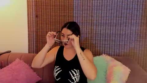 Ariana Cruz online show from April 13, 2026, 12:43 pm