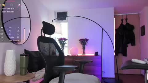 DaniAri - dimension X at night NY time online show from February 25, 2026, 1:54 pm