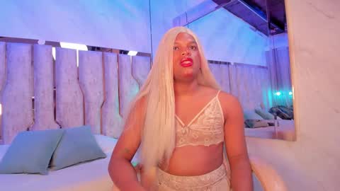 ariana_grande233 online show from March 14, 2026, 11:59 am