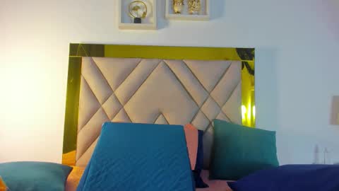 Snapshot of ariana_martins chatting on November 5, 2025, 3:17 am ARI online show from November 5, 2025, 3:17 am