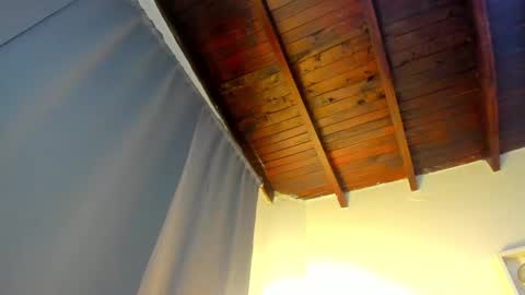 Snapshot of ariana_martins chatting on November 19, 2025, 3:06 am ARI online show from November 19, 2025, 3:06 am