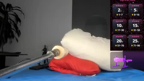 ariana_nix online show from November 10, 2025, 8:08 pm