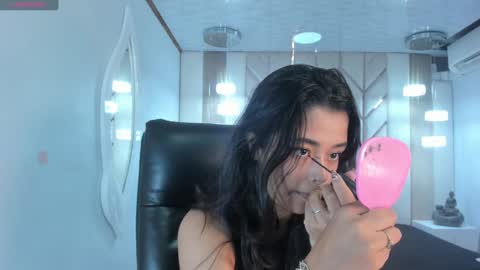 Ariana  online show from December 4, 2024, 8:07 pm