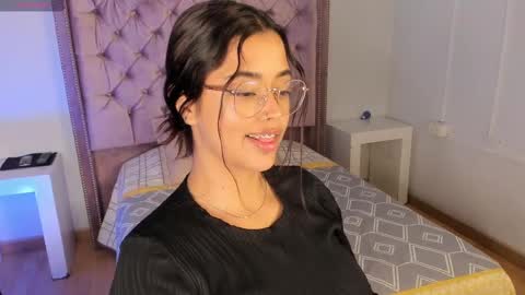 Ariana  online show from February 28, 2025, 5:04 am