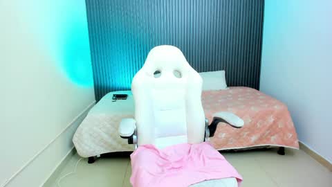 Ariana online show from April 9, 2026, 11:59 am