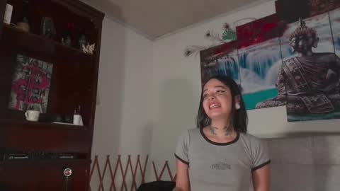 ariana_whitee online show from February 7, 2026, 2:15 am